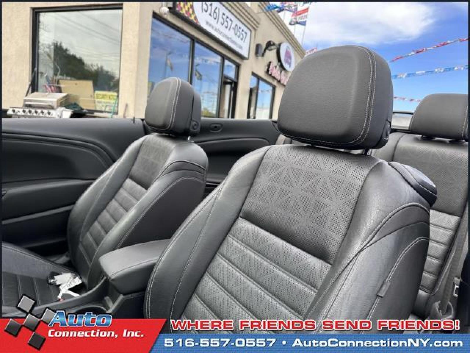 2016 Graystone Metallic /Jet Black Buick Cascada 2dr Conv Premium (W04WT3N58GG) , Automatic transmission, located at 2860 Sunrise Hwy, Bellmore, NY, 11710, (516) 557-0557, 40.669529, -73.522118 - Photo #11