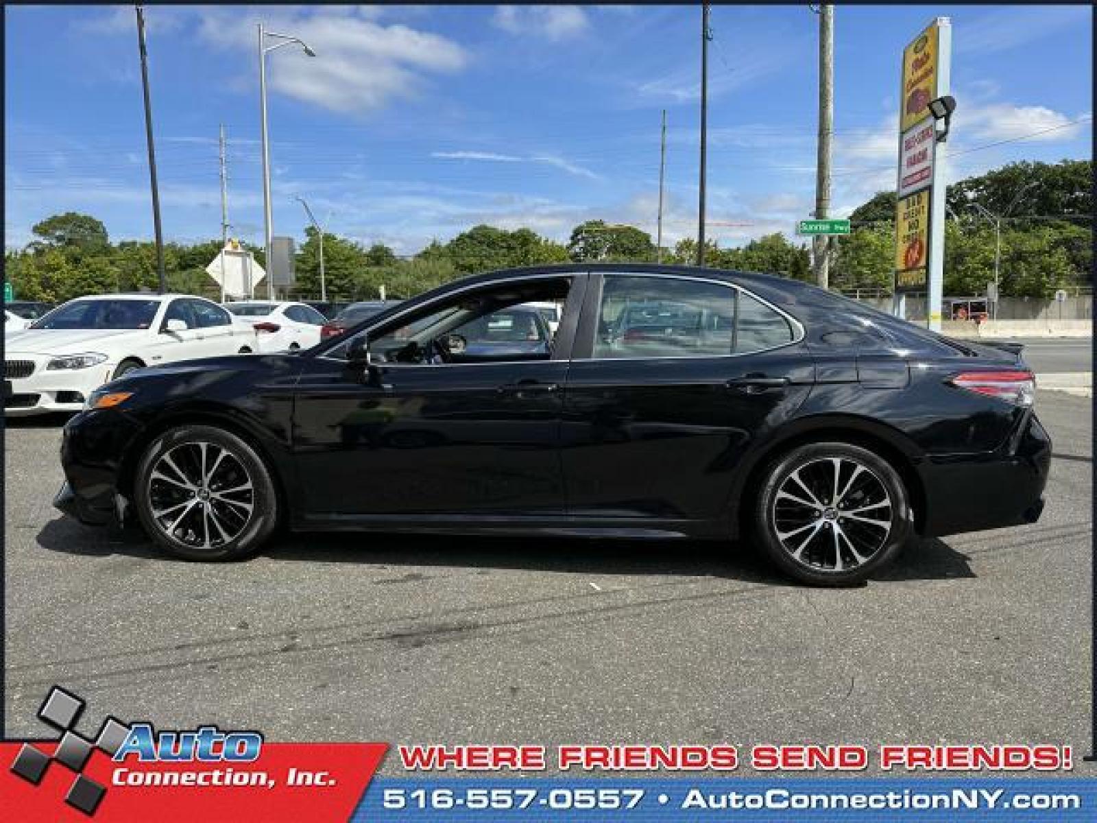 2019 Midnight Black Metallic /Black Toyota Camry SE Auto (Natl) (4T1B11HK5KU) , Automatic transmission, located at 2860 Sunrise Hwy, Bellmore, NY, 11710, (516) 557-0557, 40.669529, -73.522118 - This 2019 Toyota Camry is a dream machine designed to dazzle you! This Camry has been driven with care for 65288 miles. You'll always feel welcome at Auto Connection. Start driving today. All internet purchases include a 12 mo/ 12000 mile protection plan. All internet purchase prices are displaye - Photo #6