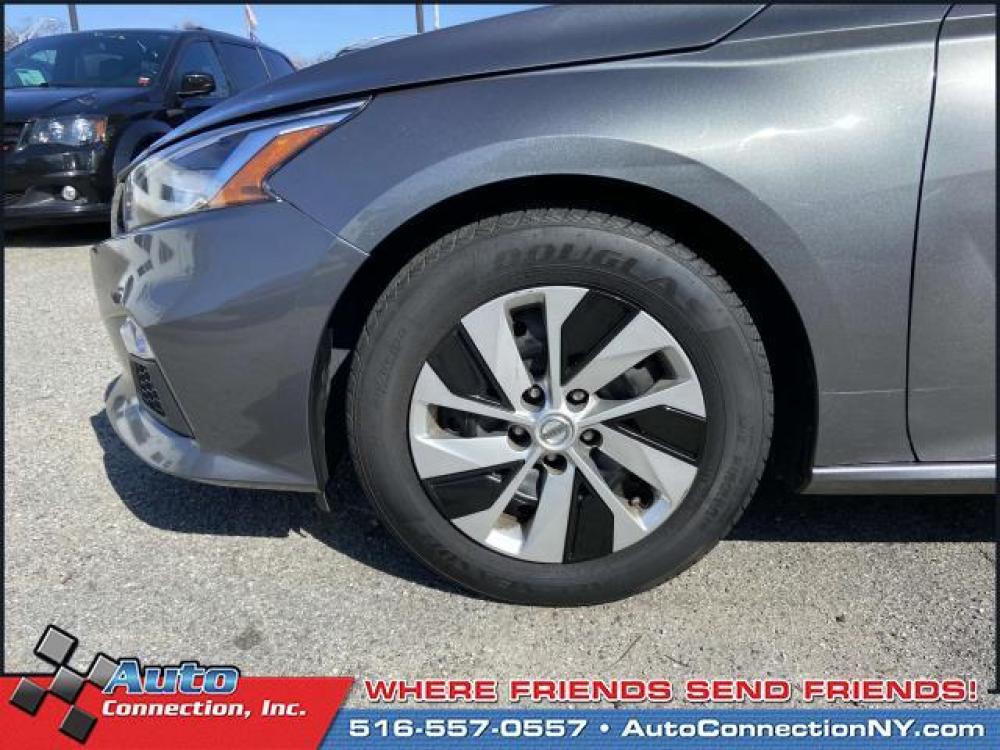 2019 Gun Metallic /Charcoal Nissan Altima 2.5 S Sedan (1N4BL4BV9KC) , Automatic transmission, located at 2860 Sunrise Hwy, Bellmore, NY, 11710, (516) 557-0557, 40.669529, -73.522118 - With an attractive design and price, this 2019 Nissan Altima won't stay on the lot for long! This Altima has 55777 miles, and it has plenty more to go with you behind the wheel. Visit us to learn how you can add this vehicle to your family lineup. With an affordable price, why wait any longer? This - Photo #7