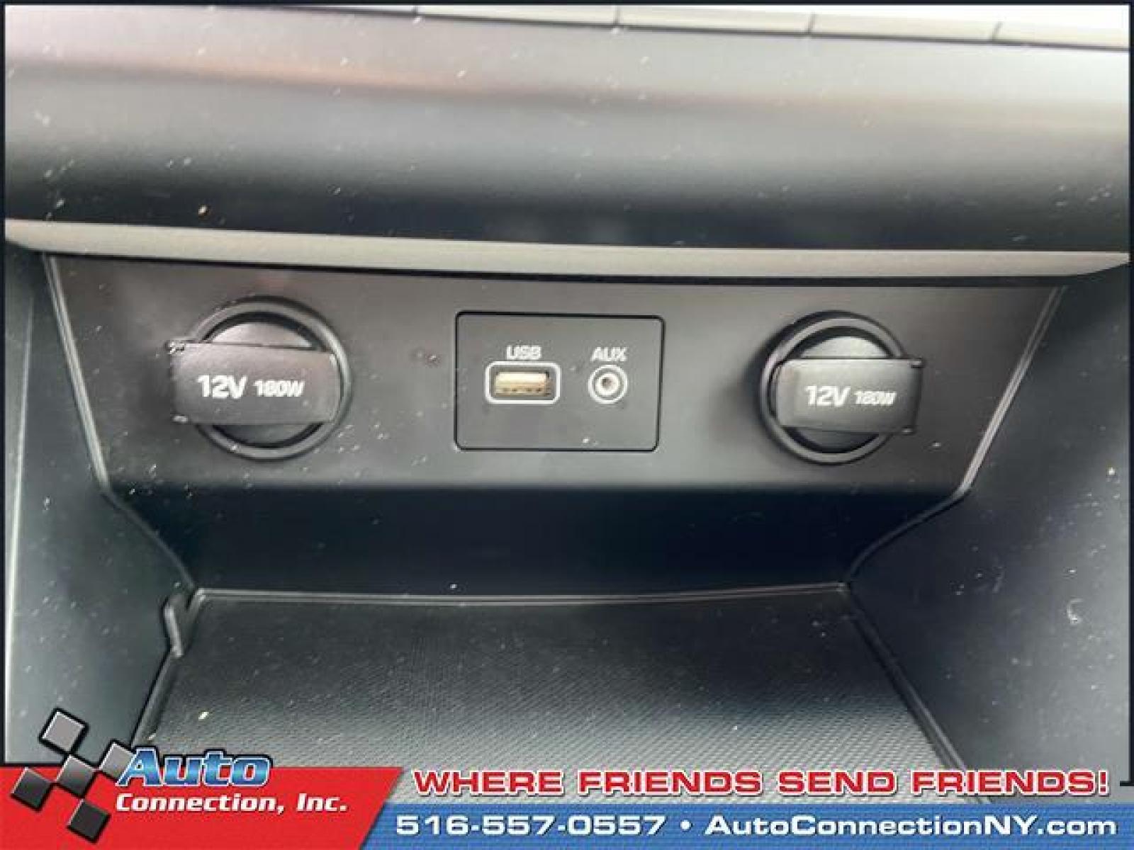 2019 Machine Gray /Gray Hyundai Sonata SE 2.4L (5NPE24AF5KH) , Automatic transmission, located at 2860 Sunrise Hwy, Bellmore, NY, 11710, (516) 557-0557, 40.669529, -73.522118 - Photo #18