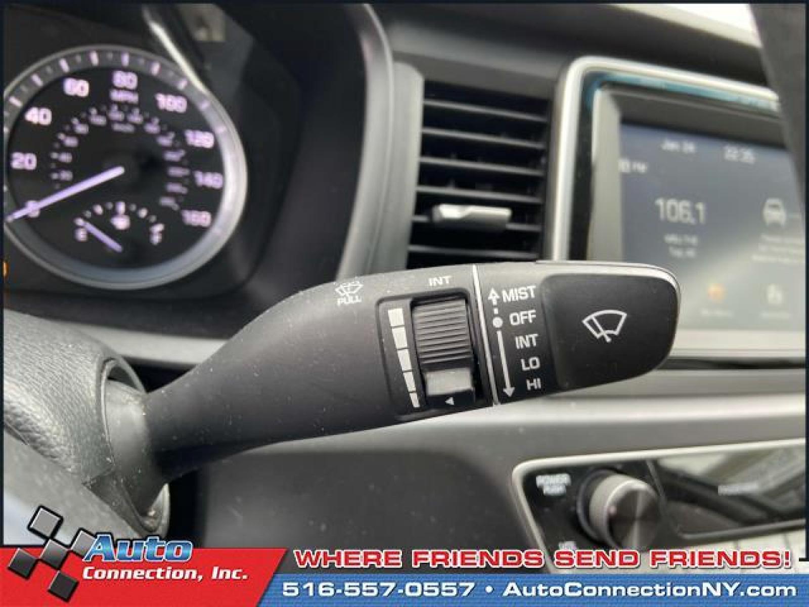 2019 Machine Gray /Gray Hyundai Sonata SE 2.4L (5NPE24AF5KH) , Automatic transmission, located at 2860 Sunrise Hwy, Bellmore, NY, 11710, (516) 557-0557, 40.669529, -73.522118 - Photo #25