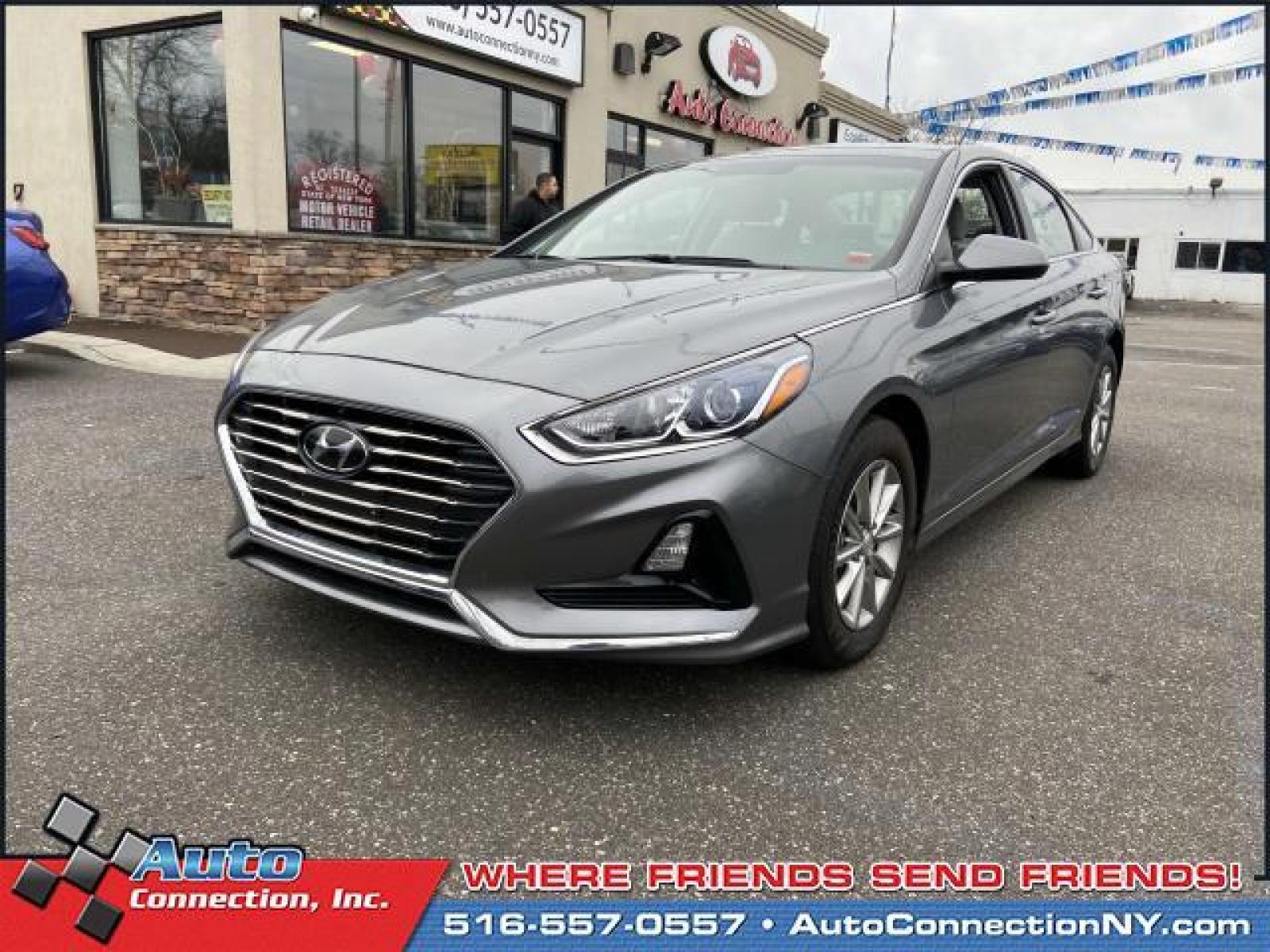 2019 Machine Gray /Gray Hyundai Sonata SE 2.4L (5NPE24AF5KH) , Automatic transmission, located at 2860 Sunrise Hwy, Bellmore, NY, 11710, (516) 557-0557, 40.669529, -73.522118 - This 2019 Hyundai Sonata is a dream to drive. This Sonata has been driven with care for 9395 miles. We work our hardest to give you an outstanding experience and ensure you're always completely satisfied with every aspect of our services. Take home the car of your dreams today. All internet purchas - Photo #2
