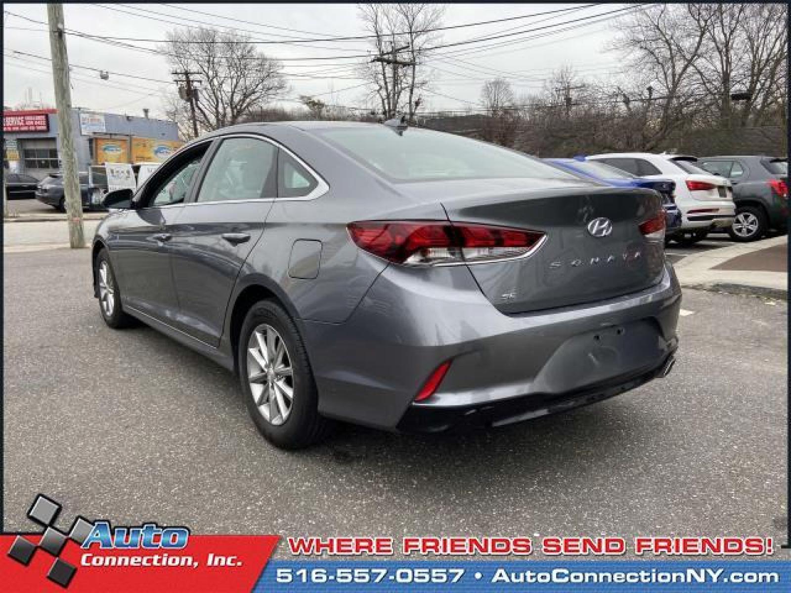 2019 Machine Gray /Gray Hyundai Sonata SE 2.4L (5NPE24AF5KH) , Automatic transmission, located at 2860 Sunrise Hwy, Bellmore, NY, 11710, (516) 557-0557, 40.669529, -73.522118 - This 2019 Hyundai Sonata is a dream to drive. This Sonata has been driven with care for 9395 miles. We work our hardest to give you an outstanding experience and ensure you're always completely satisfied with every aspect of our services. Take home the car of your dreams today. All internet purchas - Photo #4