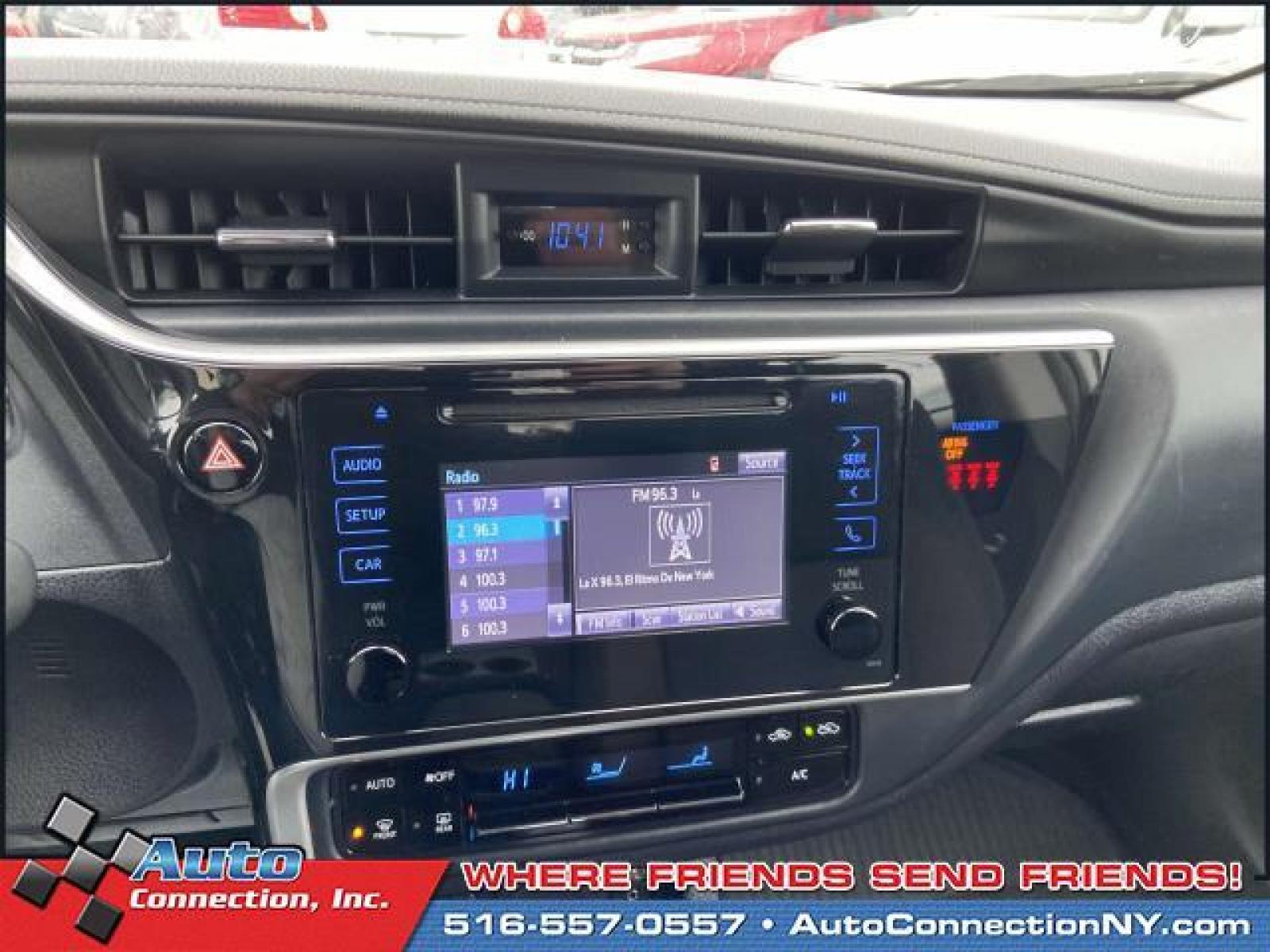 2018 Blizzard Pearl /Black Toyota Corolla LE CVT (Natl) (2T1BURHE8JC) , Automatic transmission, located at 2860 Sunrise Hwy, Bellmore, NY, 11710, (516) 557-0557, 40.669529, -73.522118 - Photo #27