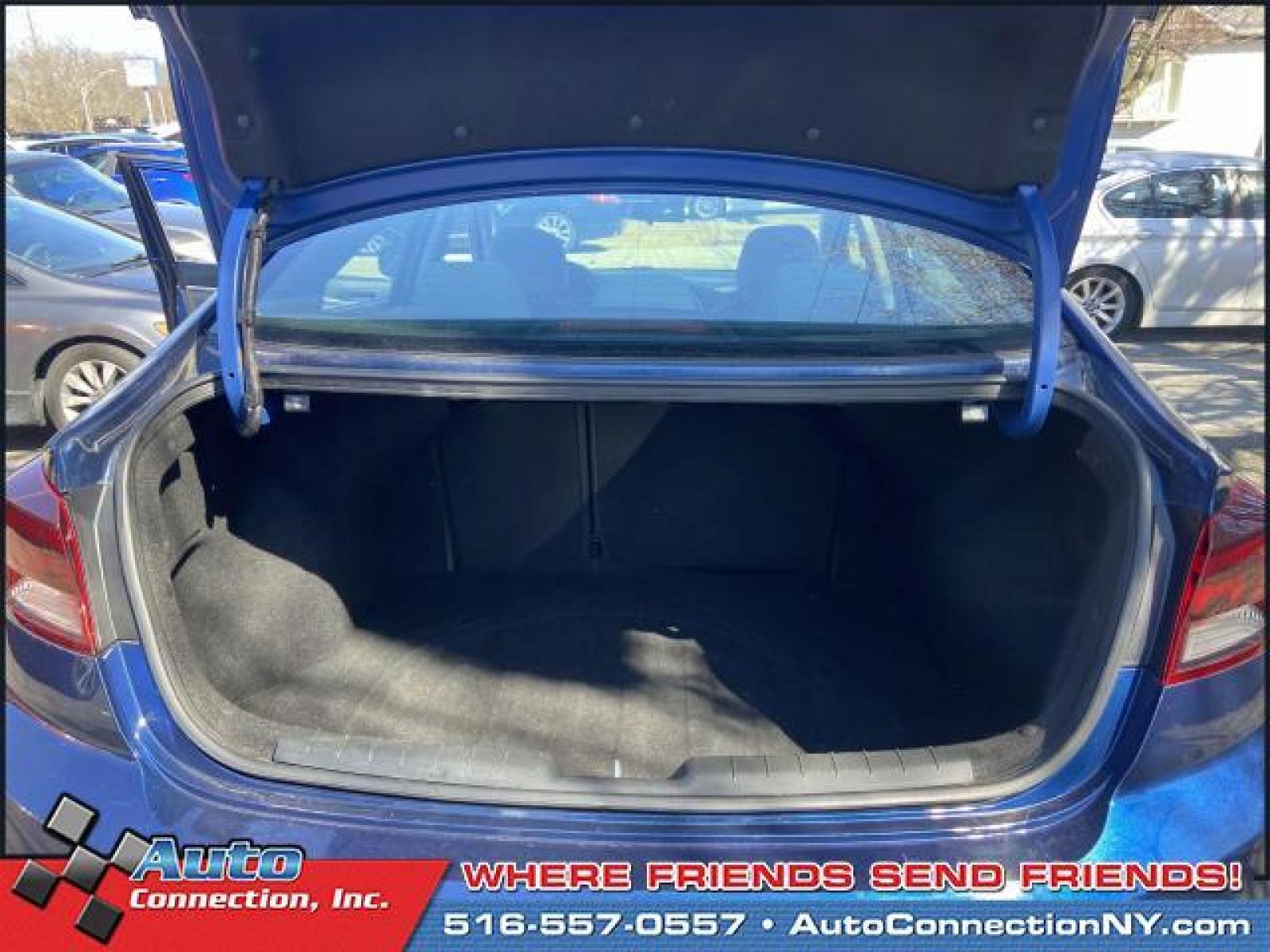 2019 Lakeside Blue /Beige Hyundai Elantra SEL Auto (5NPD84LF5KH) , Automatic transmission, located at 2860 Sunrise Hwy, Bellmore, NY, 11710, (516) 557-0557, 40.669529, -73.522118 - Photo #6
