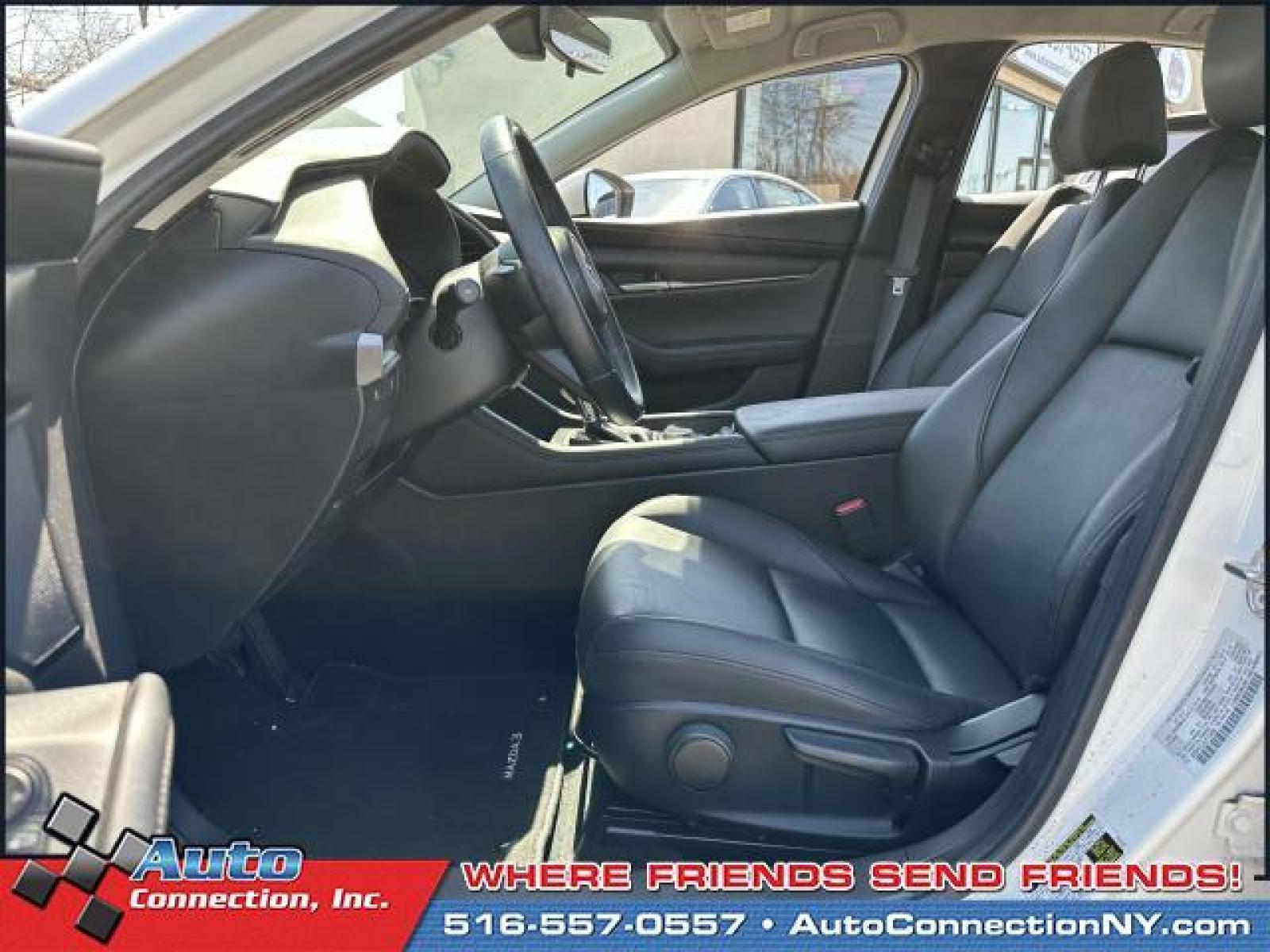2020 Snowflake White Pearl Mica /Black Mazda Mazda3 Sedan Select Package FWD (3MZBPACL6LM) , Automatic transmission, located at 2860 Sunrise Hwy, Bellmore, NY, 11710, (516) 557-0557, 40.669529, -73.522118 - Photo #8