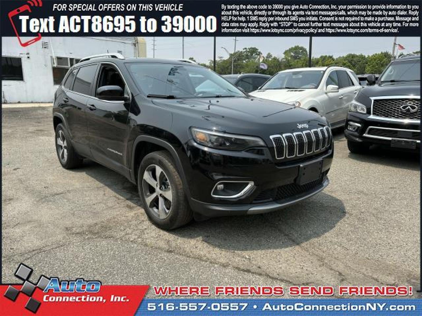 2020 Diamond Black Crystal Pearlcoat /Black Jeep Cherokee Limited 4x4 (1C4PJMDX9LD) , Automatic transmission, located at 2860 Sunrise Hwy, Bellmore, NY, 11710, (516) 557-0557, 40.669529, -73.522118 - You'll always have an enjoyable ride whether you're zipping around town or cruising on the highway in this 2020 Jeep Cherokee. Curious about how far this Cherokee has been driven? The odometer reads 50348 miles. From the moment you walk into our showroom, you'll know our commitment to customer serv - Photo #0