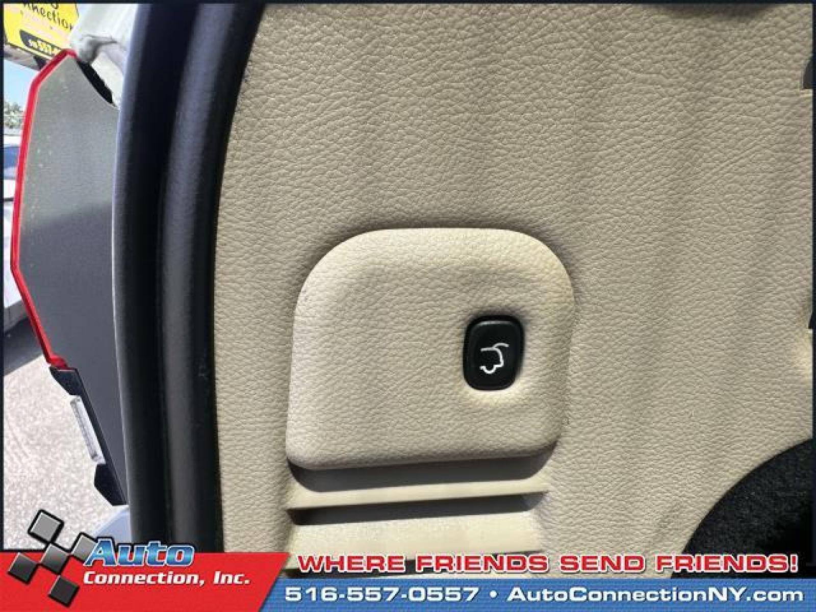 2014 Bright White Clearcoat /Black/Lt Frost Beige Jeep Grand Cherokee 4WD 4dr Limited (1C4RJFBG6EC) , Automatic transmission, located at 2860 Sunrise Hwy, Bellmore, NY, 11710, (516) 557-0557, 40.669529, -73.522118 - Get lots for your money with this 2014 Jeep Grand Cherokee. Curious about how far this Grand Cherokee has been driven? The odometer reads 125814 miles. Your happiness is our No. 1 priority. Adventure is calling! Drive it home today. All internet purchases include a 12 mo/ 12000 mile protection plan - Photo #8
