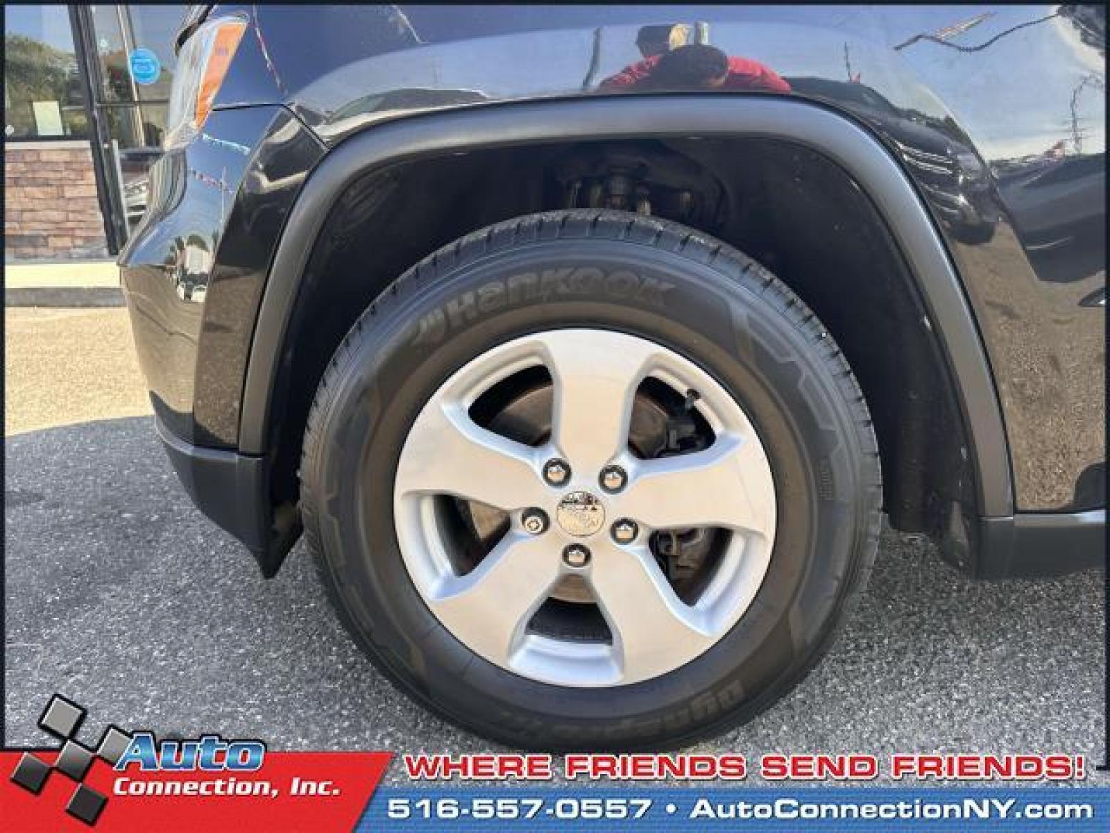 2013 Brilliant Black Crystal Pearl /Black Jeep Grand Cherokee 4WD 4dr Laredo (1C4RJFAG9DC) , Automatic transmission, located at 2860 Sunrise Hwy, Bellmore, NY, 11710, (516) 557-0557, 40.669529, -73.522118 - Designed with a spacious interior, this 2013 Jeep Grand Cherokee is filled with smart features to make your everyday ride more comfortable and convenient. This Grand Cherokee has 106841 miles. We won't sell you a vehicle that we wouldn't sell our family. Come test drive this vehicle today. All inte - Photo #8