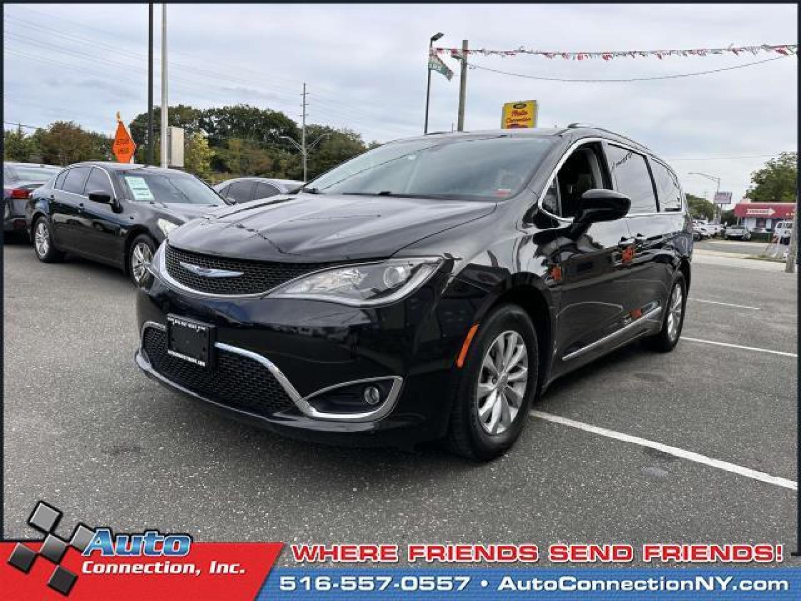 2019 Brilliant Black Crystal Pearlcoat /Black/Alloy Chrysler Pacifica Touring L FWD (2C4RC1BG5KR) , Automatic transmission, located at 2860 Sunrise Hwy, Bellmore, NY, 11710, (516) 557-0557, 40.669529, -73.522118 - Your search is over with this 2019 Chrysler Pacifica. This Pacifica has 27843 miles. At Auto Connection, we don't just sell cars; we take care of our customers' needs first. Start driving today. All internet purchases include a 12 mo/ 12000 mile protection plan. All internet purchase prices are dis - Photo #2