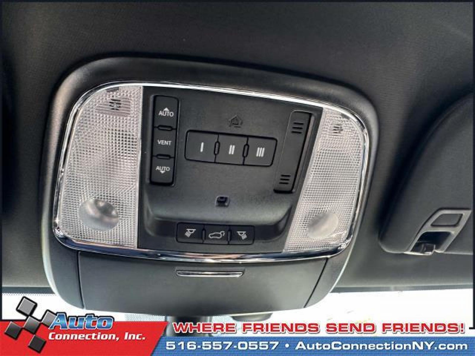 2020 Diamond Black Crystal Pearlcoat /Black Jeep Grand Cherokee Limited 4x4 (1C4RJFBG7LC) , Automatic transmission, located at 2860 Sunrise Hwy, Bellmore, NY, 11710, (516) 557-0557, 40.669529, -73.522118 - Photo #19