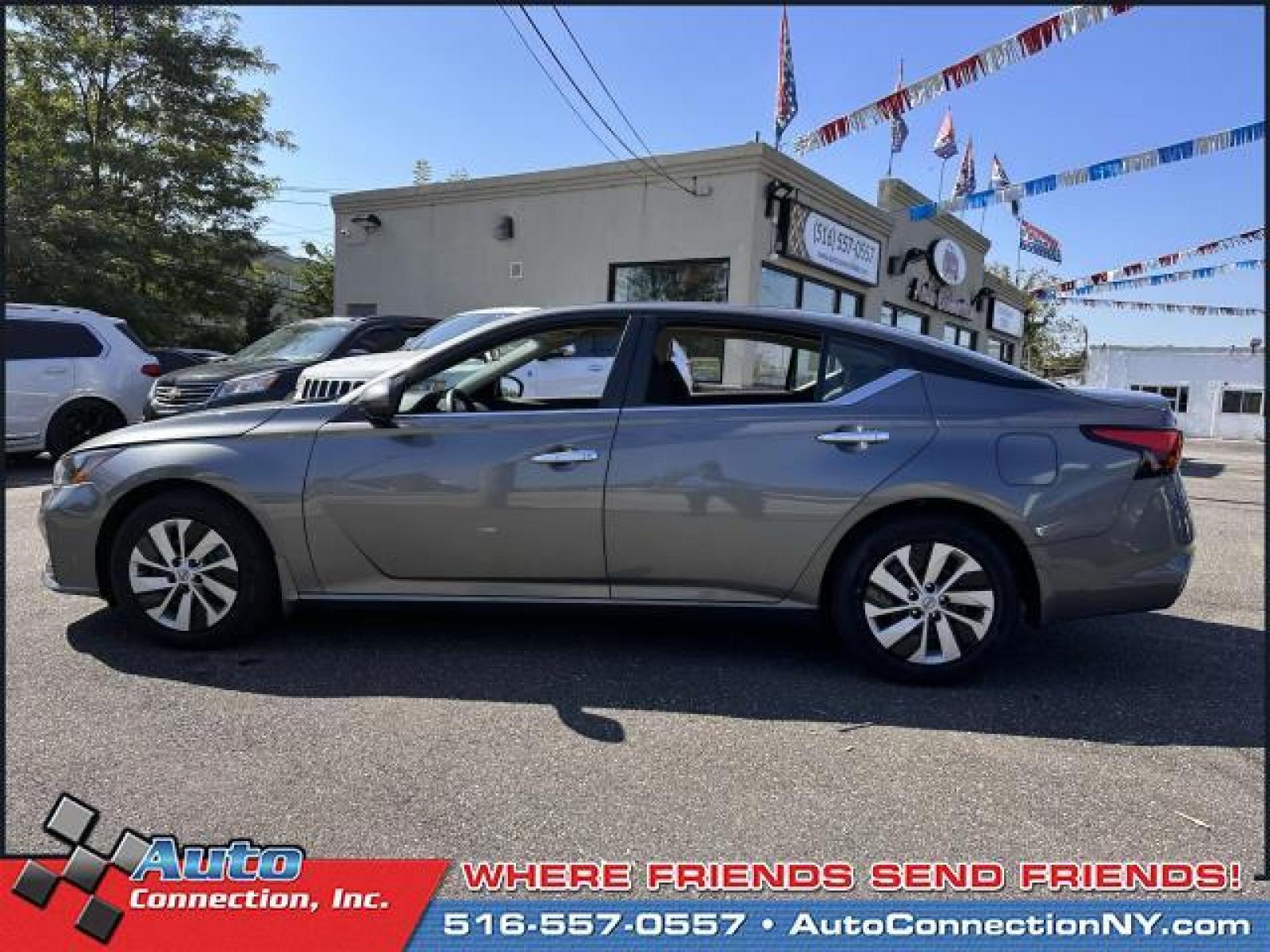 2023 Gun Metallic /Charcoal Nissan Altima 2.5 S Sedan (1N4BL4BV7PN) , Automatic transmission, located at 2860 Sunrise Hwy, Bellmore, NY, 11710, (516) 557-0557, 40.669529, -73.522118 - This 2023 Nissan Altima is a dream to drive. This Altima offers you 28901 miles, and will be sure to give you many more. With more vehicles and deals than you know what to do with, you'll love the options we have for you. We are eager to move tis vehicle so the time is now, come visit us today. Al - Photo #4