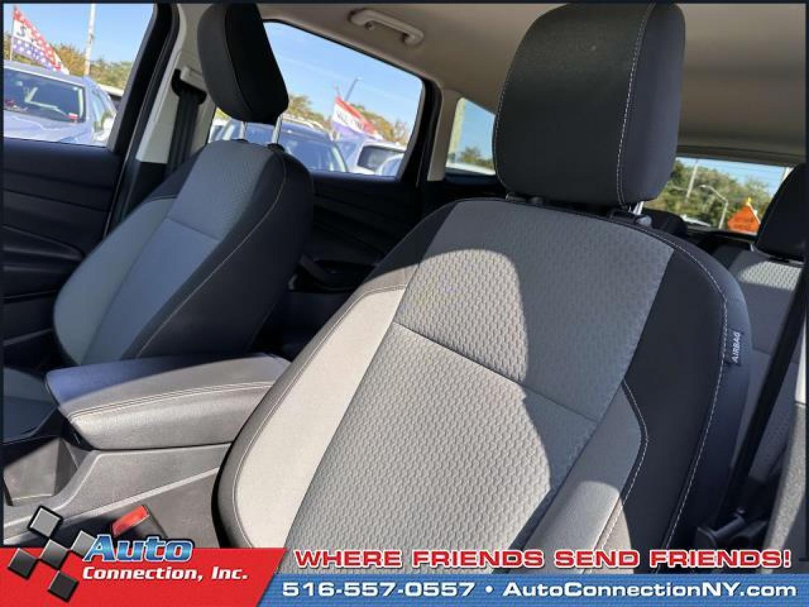 2019 Oxford White /Chromite Gray/Chrcl Black Ford Escape SE FWD (1FMCU0GD0KU) , Automatic transmission, located at 2860 Sunrise Hwy, Bellmore, NY, 11710, (516) 557-0557, 40.669529, -73.522118 - You'll always have an enjoyable ride whether you're zipping around town or cruising on the highway in this 2019 Ford Escape. This Escape has 66342 miles, and it has plenty more to go with you behind the wheel. We're overstocked and ready to make deals with all of our customers. Drive it home today. - Photo #4