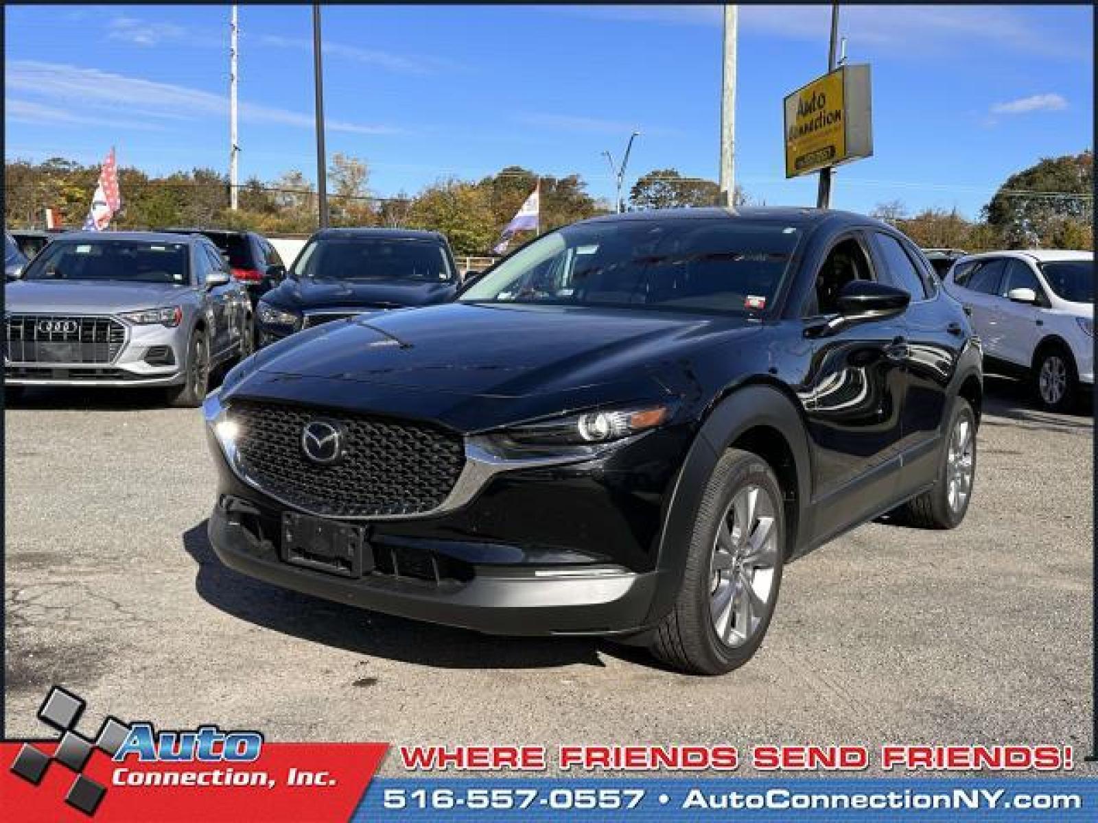 2022 Jet Black Mica /Black Mazda CX-30 2.5 S Select Package AWD (3MVDMBBLXNM) , Automatic transmission, located at 2860 Sunrise Hwy, Bellmore, NY, 11710, (516) 557-0557, 40.669529, -73.522118 - Why compromise between fun and function when you can have it all in this 2022 Mazda CX-30? This CX-30 has 9484 miles. We crush the competition on price and service. Not finding what you're looking for? Give us your feedback. All internet purchases include a 12 mo/ 12000 mile protection plan. All in - Photo #2